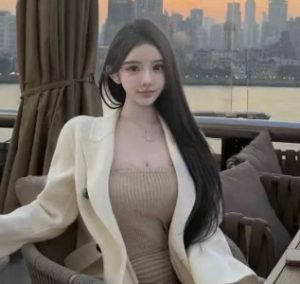 知名女主播街拍照片引争议！网友质疑科技含量太强