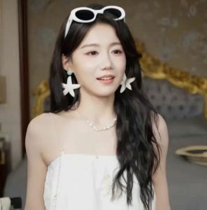 听花岛4位王牌女主轮流上新，谁能坐稳一姐位置？